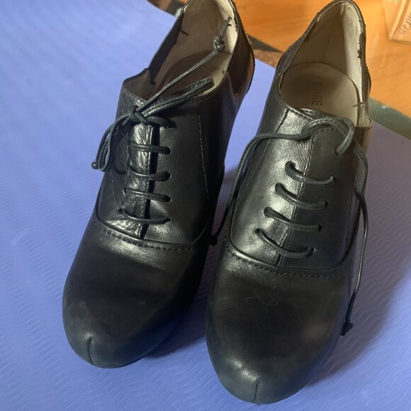 Genuine Leather Black Booties - Picture 5 of 11